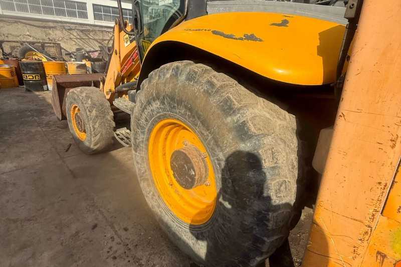 OmecoHub - Immagine JCB 3CX
